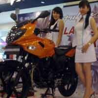 Bajaj Lirik Pasar Motor Sport