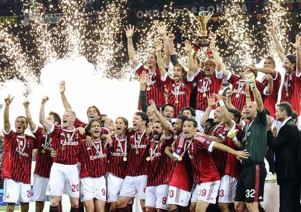 Milan Rayakan Scudetto