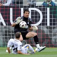 Juve Menjauhi Eropa, Sampdoria Terdegradasi