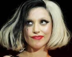 Hubungan Asmara Lady Gaga Kandas