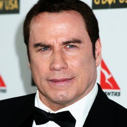 John Travolta Orangtua yang Santai
