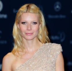 Waduh! Alis Gwyneth Paltrow Terbakar Saat Pesta Barbeque