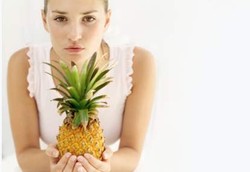 9 Alasan Kenapa Harus Makan Nanas