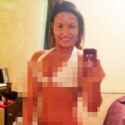 Merasa Lebih PeDe, Demi Lovato Pamer Foto Bikini