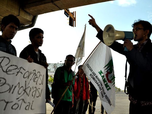 KAMMI Minta SBY Lakukan Reformasi Total