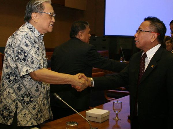 Usakti Lapor ke Komisi III DPR