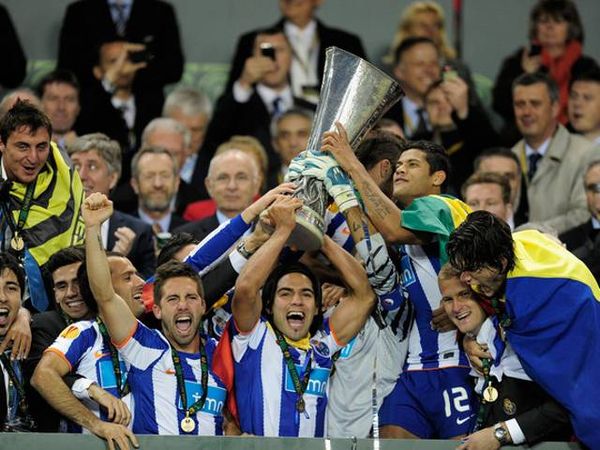 Falcao Pahlawan Porto