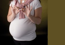 10 Bahaya Pada Ibu Hamil yang Kena Asap Rokok