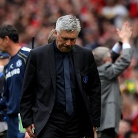 Chelsea Terlalu Banyak Merombak Manajemen