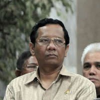 Mahfud: Uang dari Nazaruddin ke MK Tergolong Gratifikasi