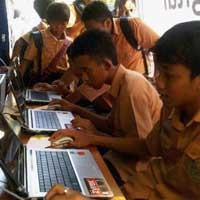 Memasyarakatkan TIK di Pekan Informasi Nasional