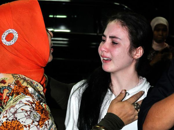 Arumi Kembali ke Pelukan Orangtua