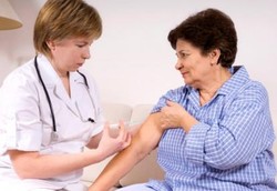 Dokter & Perawat Bisa Tularkan Penyakit Bila Tak Divaksin Flu