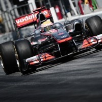 Ban Keras Baru Pirelli Tuai Kritik