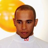 Hamilton Tak Risau dengan Kemajuan Red Bull