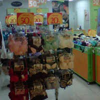 Semarak Diskon Beragam Model Bra