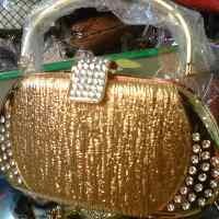 Luangkan Waktu Berburu Clutch Bag Cantik