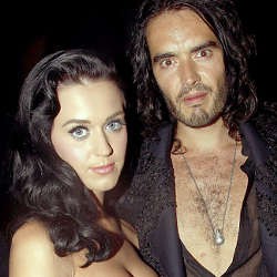 Russel Brand Dideportasi dari Jepang