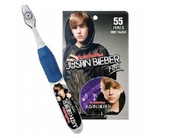 Wow Ada Sikat Gigi Menyanyikan Lagu Justin Bieber