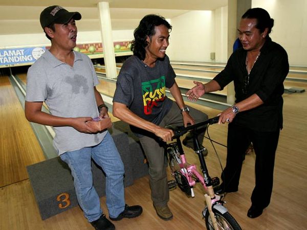 Pemenang Fun Bowling Tournament 2011