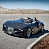 Reinkarnasi Mobil Sport BMW 328 Hommage