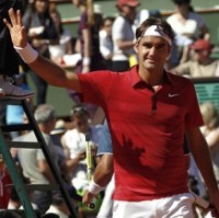 Djokovic & Federer Lewati Hadangan Pertama