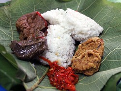 Tendangan Maut Nasi Jamblang