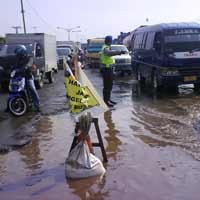 Pembangunan Arteri Porong Molor, Gubernur Minta PT Putuskan Konsinyasi