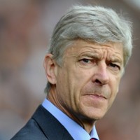 Wenger Siap Berburu Pemain Baru
