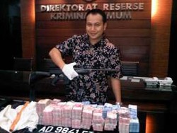 Perampok Spesialis Bank Antar-provinsi Dibekuk, Rp 1 M Disita