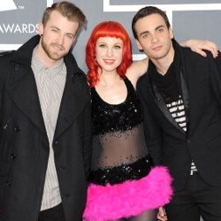 Paramore Formasi Baru di Soundtrack Transformers