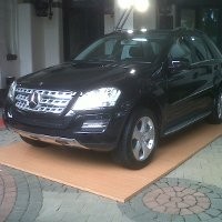 Mercy ML 300 Dibanderol Rp 929 Juta