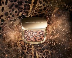Dolce & Gabbana Rilis Make-up Motif Kulit Hewan