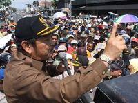 Bupati Sidoarjo Bubarkan Aksi Korban Lumpur