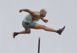 Semburan Sperma ke Luar Bisa Mencapai 2 Meter 