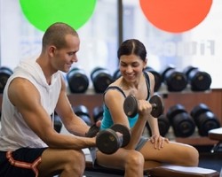 5 Aturan Dasar Hindari Cedera Saat Fitnes