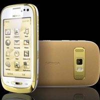 Ponsel Berlapis Emas Nokia Oro Cuma Rp 10 Juta