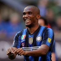 Bantah Isu Rasis, Etoo Takkan Pergi dari Inter