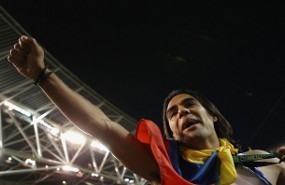 Arsenal & Tottenham Buru Falcao