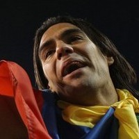 Arsenal & Tottenham Buru Falcao