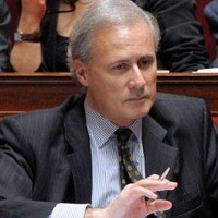 Dituduh Memperkosa, Menteri Prancis Pertimbangkan Untuk Mundur