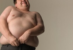 Tubuh Gemuk Bisa Bikin Penis Makin Pendek