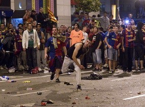 Puluhan Orang Ditahan dalam Perayaan Kemenangan Barca
