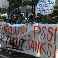 Bonek Minta Agum Tidak Takut dengan FIFA