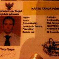 Selain Lukai Yuliandi, WN Rusia Tabrak Gerobak Aspal, Pembatas Jalan & Avanza