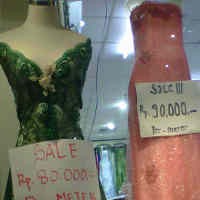 Ayo Berburu Gaun Kebaya Cantik Diskon 50 Persen