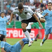  Jerman Tekuk Uruguay 2-1