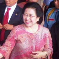  Megawati Minta SBY Tabah Hadapi SMS Fitnah