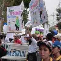 1.000 Buruh Pabrik Udang Demo DPRD Kabupaten Malang