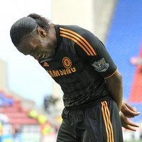 Drogba Akan Dipertahankan, Anelka Dilepas